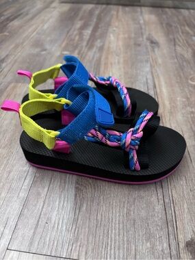 Kids Multicolor Outdoor Sandals - Blue, Yellow & Pink